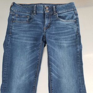 Size 6 Extra Long American Eagle Artist Flare Double Button Dark Wash Jeans